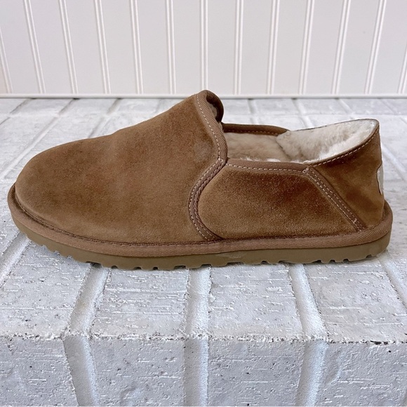 UGG Men's Kenton Suede Slippers in Chestnut - Picture 8 of 14